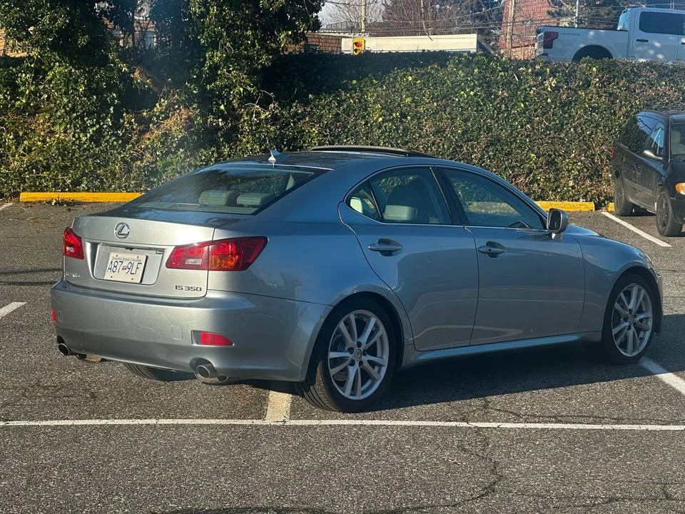 2007 Lexus IS 2nd Gen - Image 7 of 11