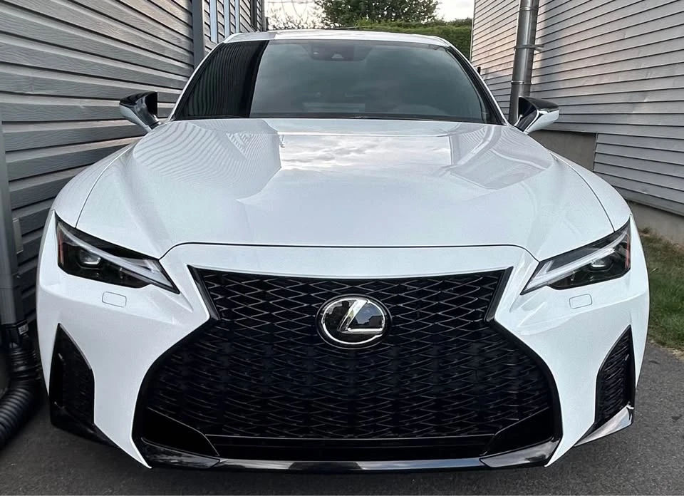 2021 Lexus IS 3rd Gen - Image 4 of 10