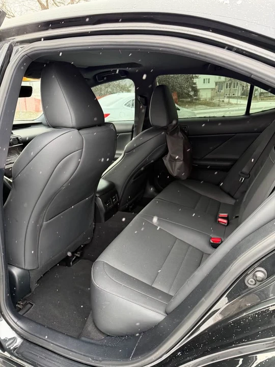 2020 Lexus IS 3rd Gen - Image 5 of 8
