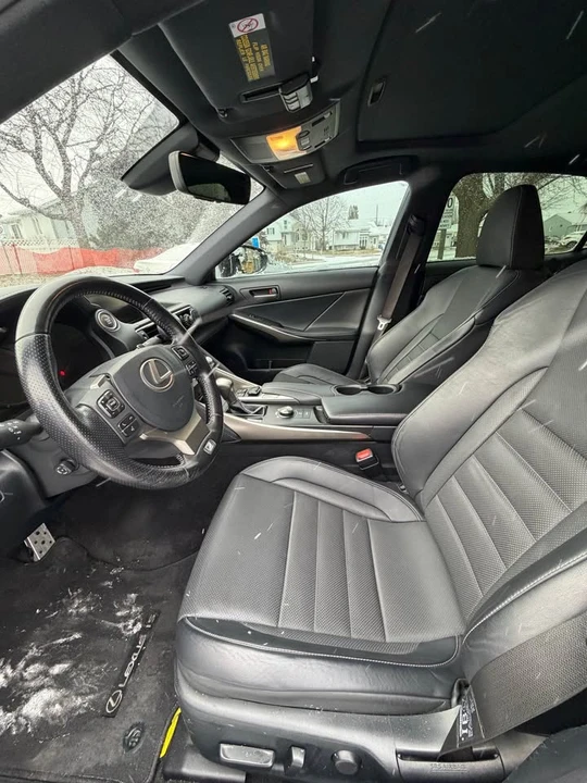 2020 Lexus IS 3rd Gen - Image 4 of 8
