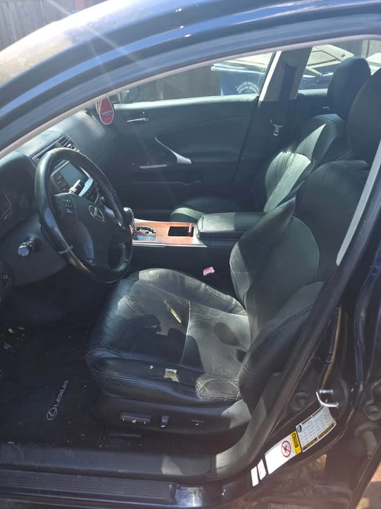 2007 Lexus IS 2nd Gen - Image 6 of 8