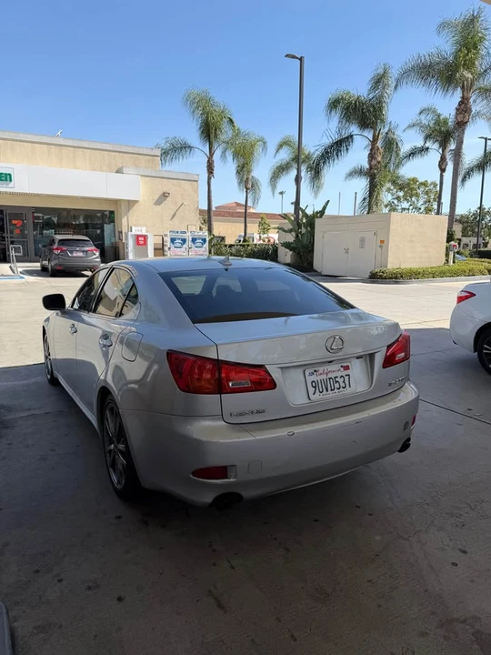 2007 Lexus IS 2nd Gen - Image 4 of 8