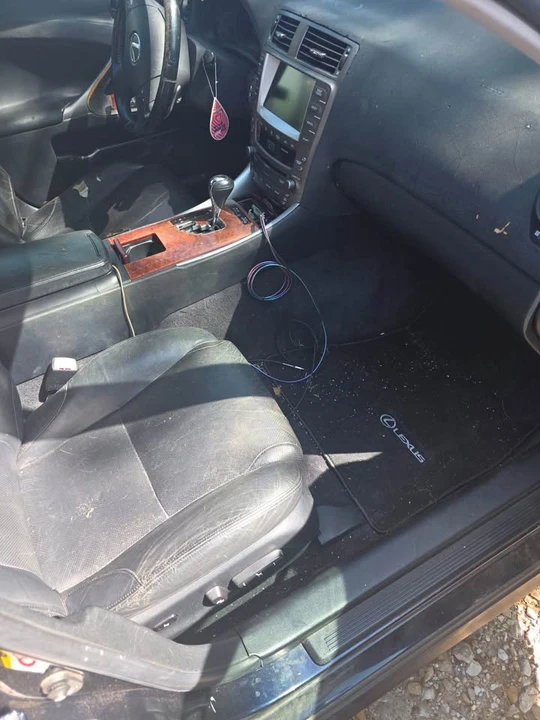 2007 Lexus IS 2nd Gen - Image 7 of 8