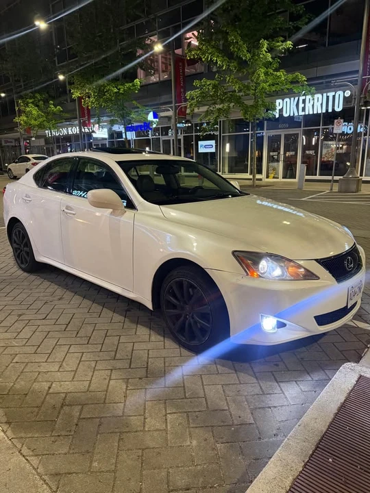 2006 Lexus IS 2nd Gen - Image 3 of 4