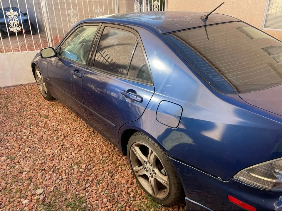 2001 Lexus IS 1st Gen - Image 5 of 6