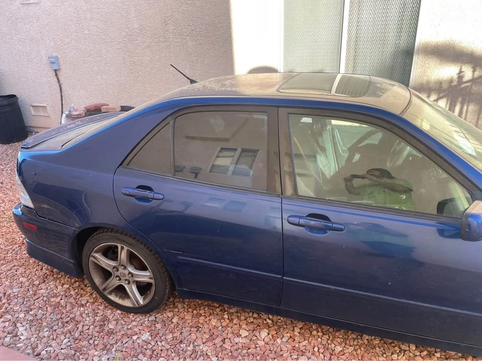 2001 Lexus IS 1st Gen - Image 2 of 6