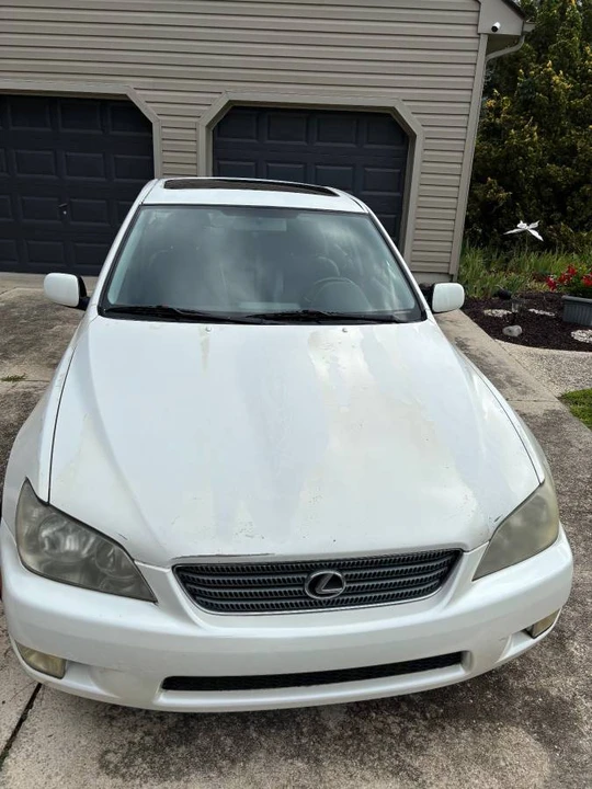 2001 Lexus IS 1st Gen - Image 4 of 11