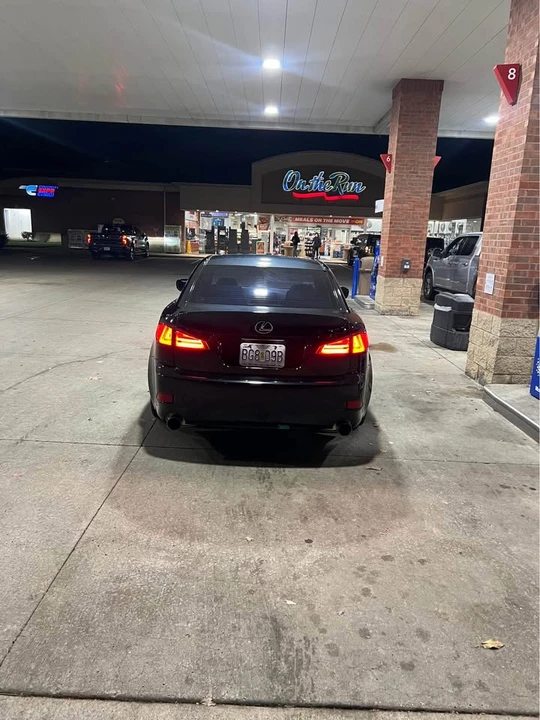 2006 Lexus IS 2nd Gen - Image 4 of 10