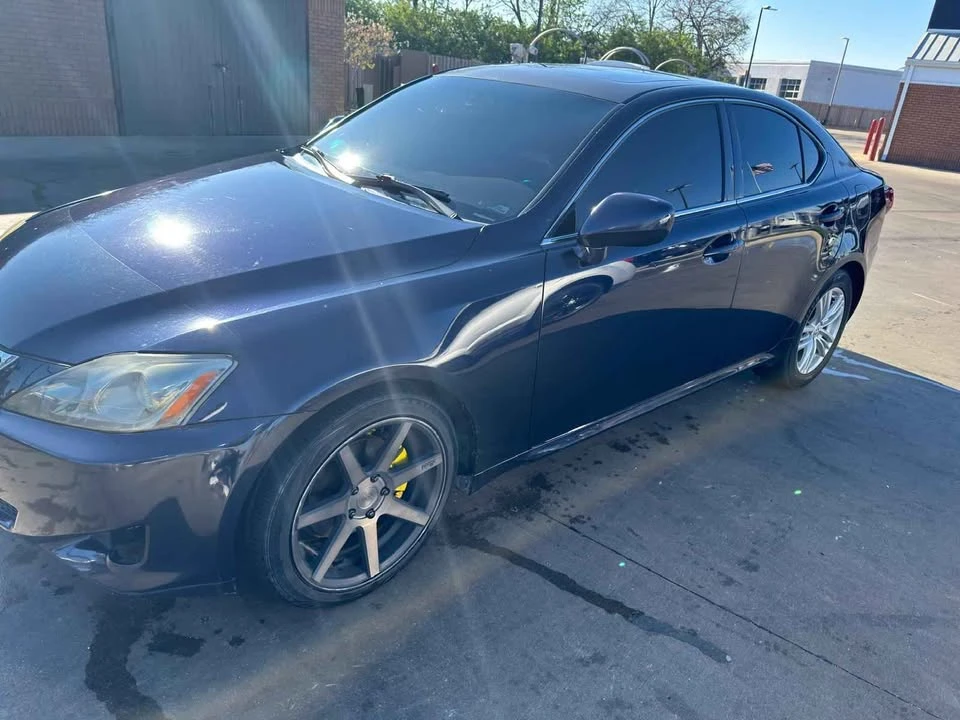 2007 Lexus IS 2nd Gen - Image 4 of 10