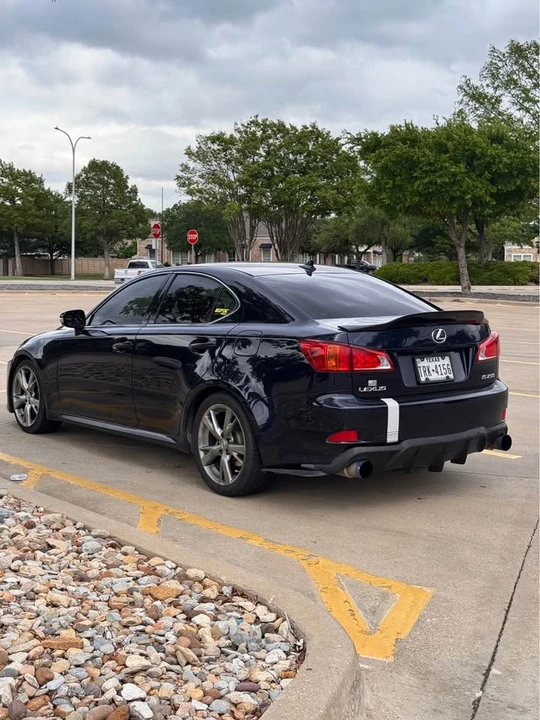 2010 Lexus IS 2nd Gen - Image 2 of 3
