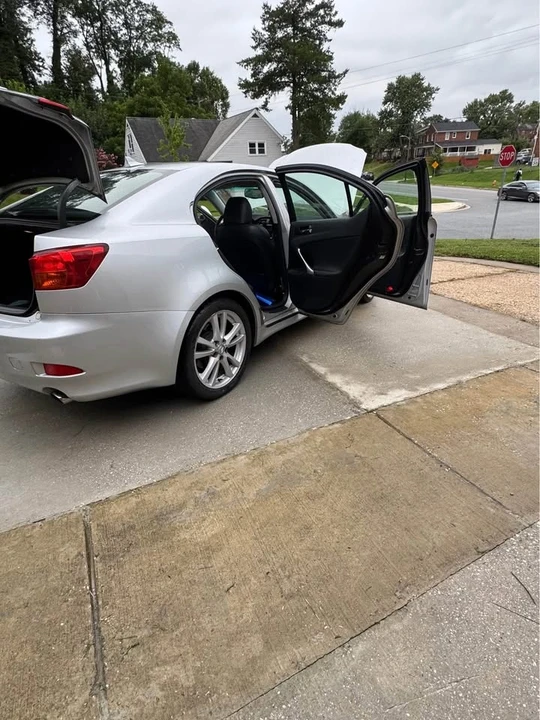 2007 Lexus IS 2nd Gen - Image 6 of 9