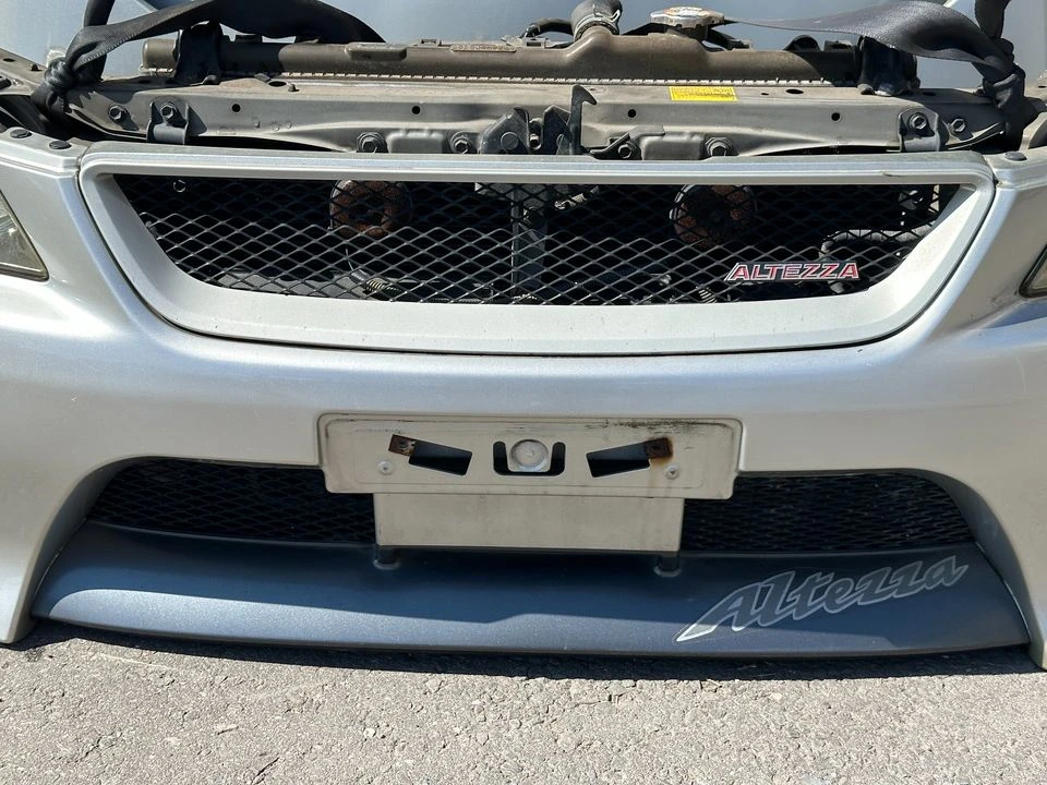 Lexus IS 1st Gen - Image 4 of 10