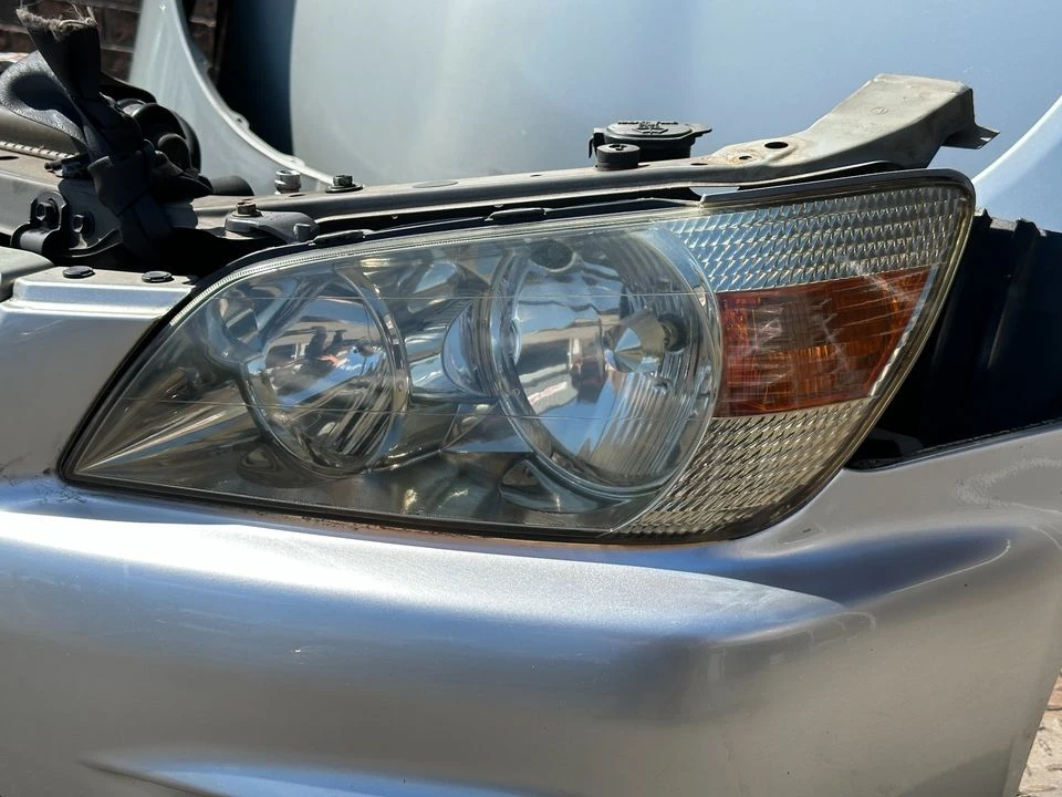 Lexus IS 1st Gen - Image 6 of 10