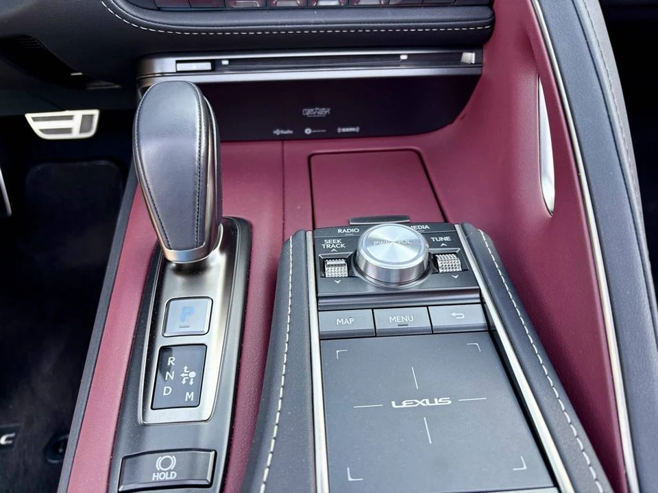 2023 Lexus LC - Image 6 of 6