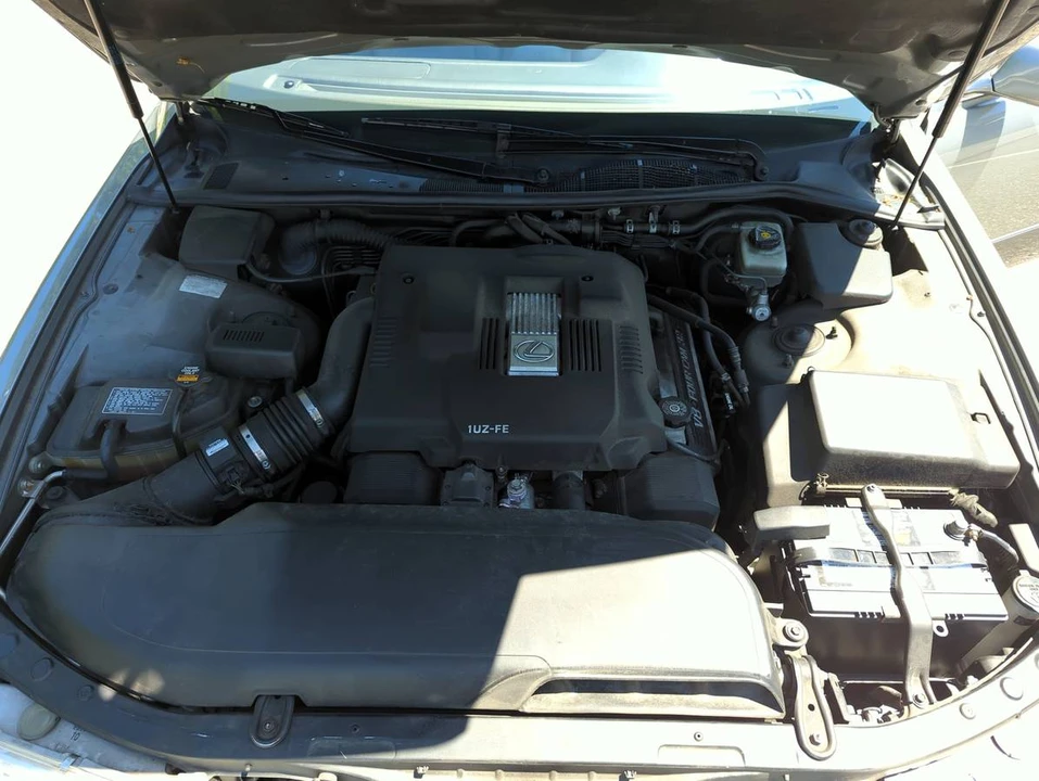 1995 Lexus LS 2nd Gen - Image 7 of 9