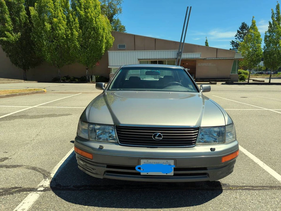 1995 Lexus LS 2nd Gen - Image 4 of 9