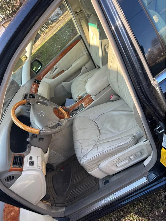 Lexus LS 3rd Gen - Image 6 of 8