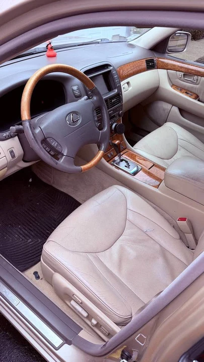 2004 Lexus LS 3rd Gen - Image 3 of 9