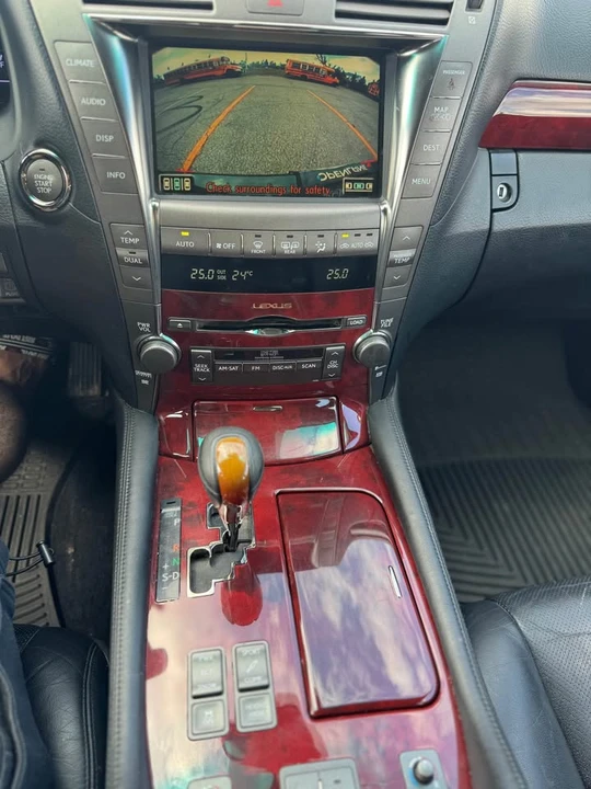 2009 Lexus LS 4th Gen - Image 2 of 10