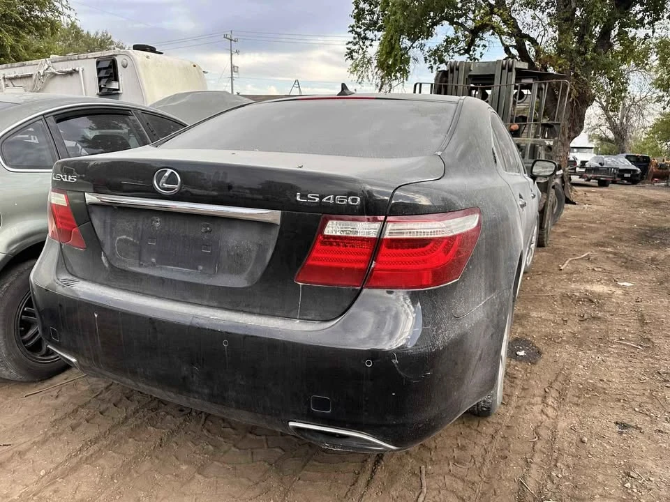 2008 Lexus LS 4th Gen - Image 2 of 9