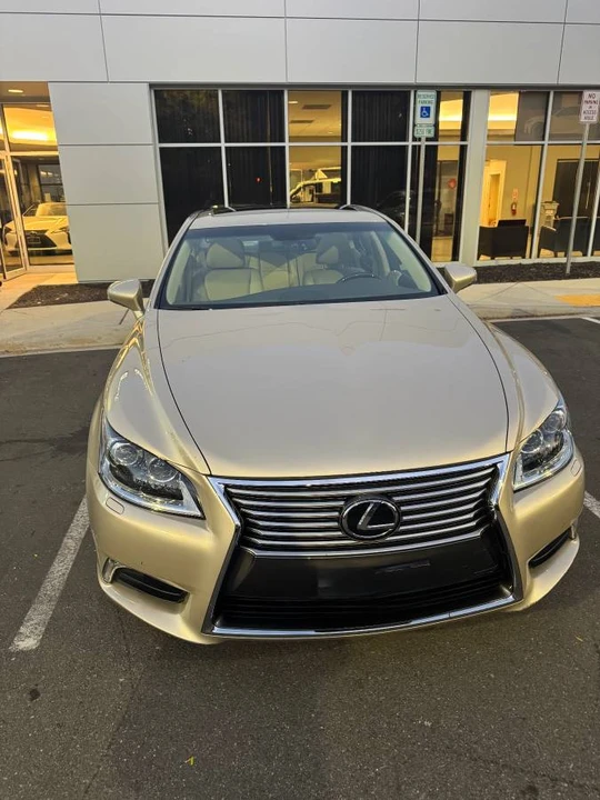 2017 Lexus LS 4th Gen - Image 3 of 8