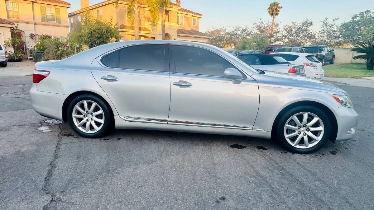 2008 Lexus LS 4th Gen - Image 3 of 14