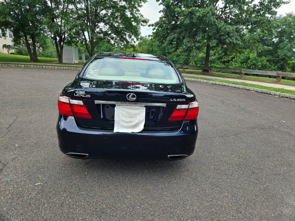 2007 Lexus LS 4th Gen - Image 6 of 15