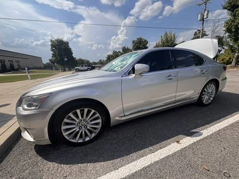 2013 Lexus LS 4th Gen - Image 10 of 18