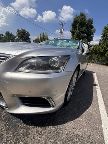 2013 Lexus LS 4th Gen - Image 17 of 18