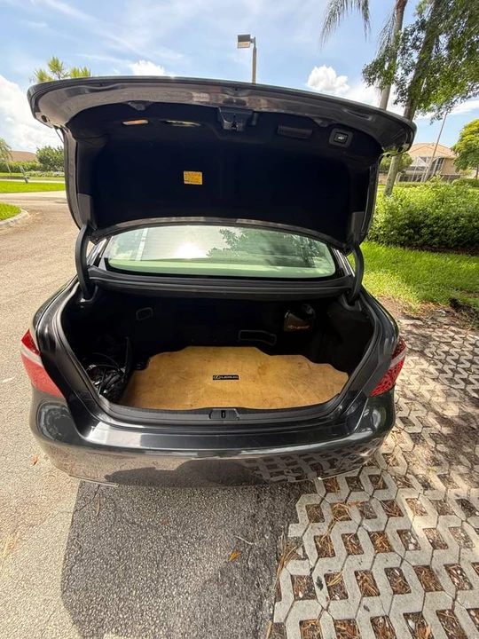 2008 Lexus LS 4th Gen - Image 23 of 23