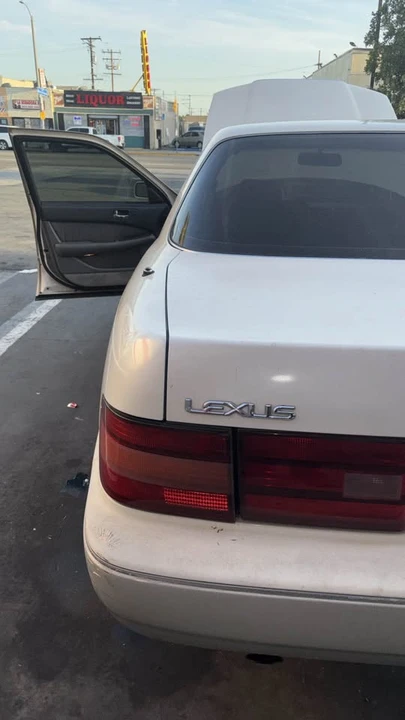 1990 Lexus LS 1st Gen - Image 5 of 6