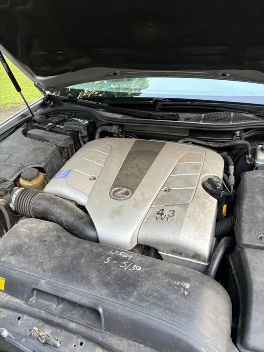 2005 Lexus LS 3rd Gen - Image 10 of 10