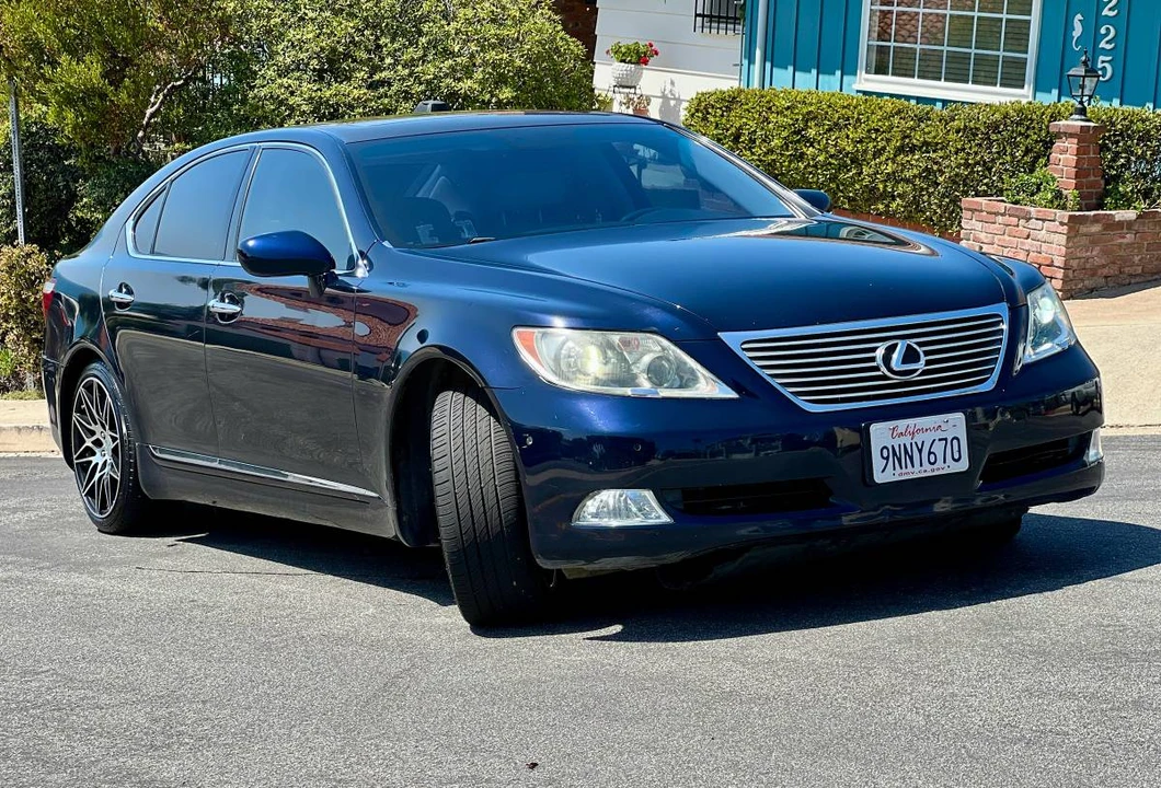 2008 Lexus LS 4th Gen - Image 3 of 12