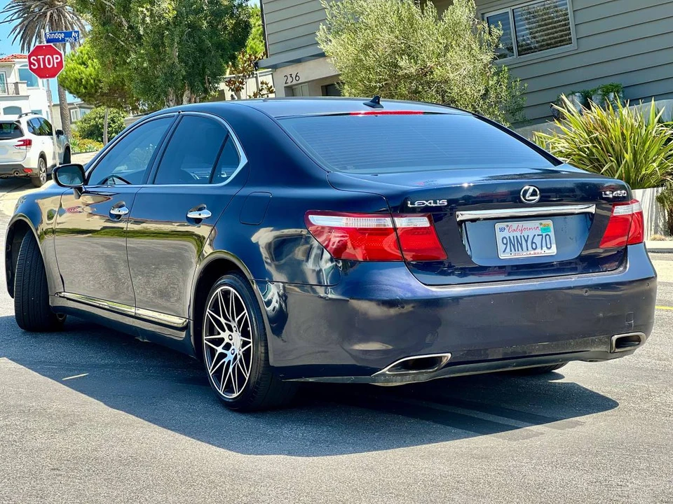 2008 Lexus LS 4th Gen - Image 5 of 12