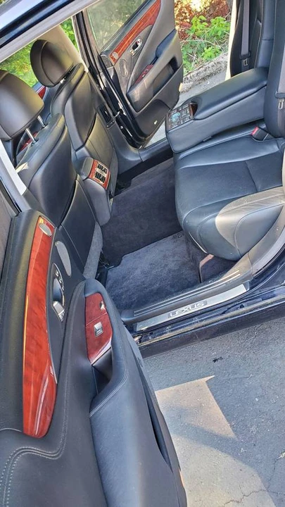 2008 Lexus LS 4th Gen - Image 8 of 24