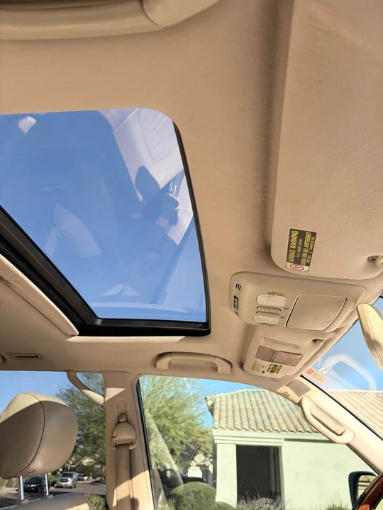 Lexus LX 1st Gen - Image 7 of 10