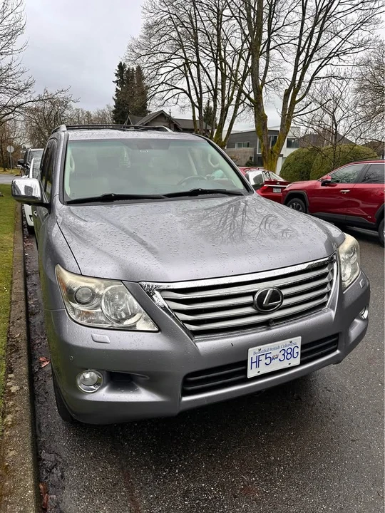 2008 Lexus LX 3rd Gen - Image 2 of 10
