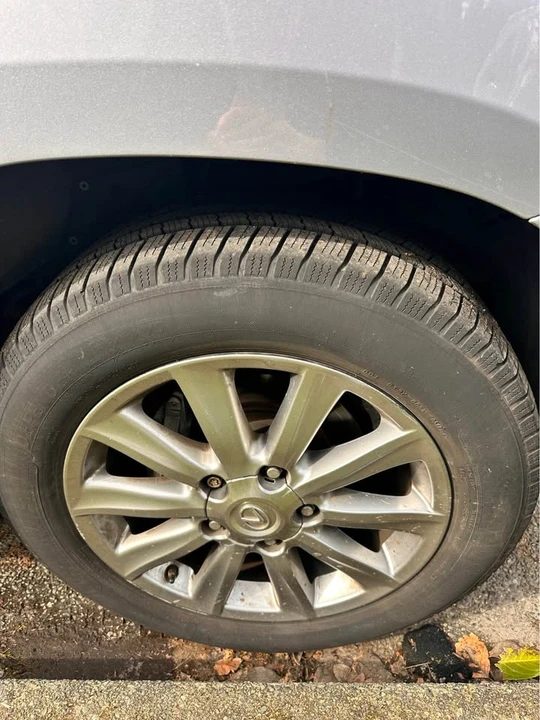 2008 Lexus LX 3rd Gen - Image 9 of 10