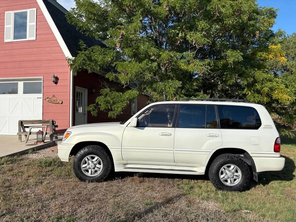2000 Lexus LX 2nd Gen - Image 7 of 7