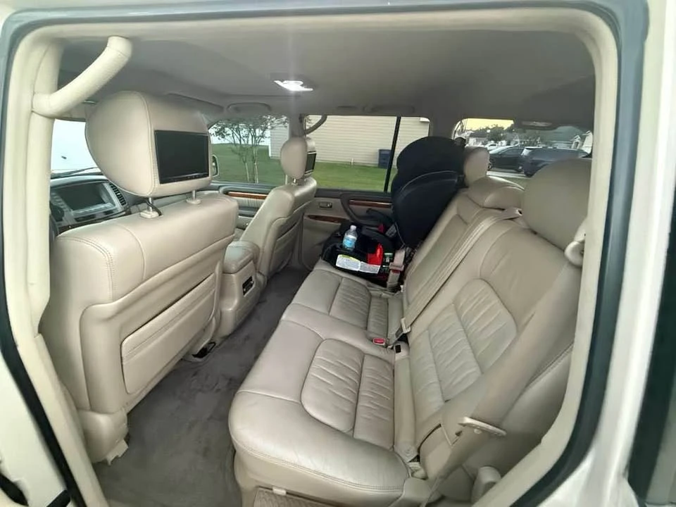 Lexus LX 2nd Gen - Image 9 of 10