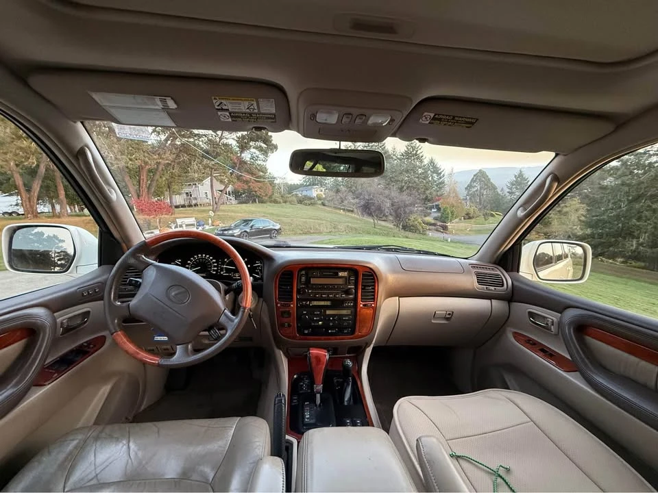 2000 Lexus LX 2nd Gen - Image 5 of 9