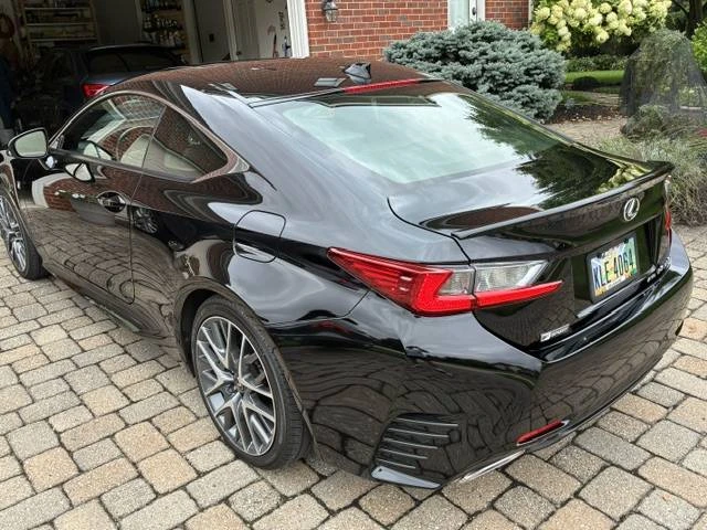 2016 Lexus RC - Image 8 of 20