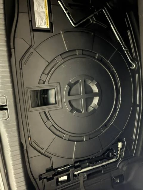 2016 Lexus RC - Image 20 of 20