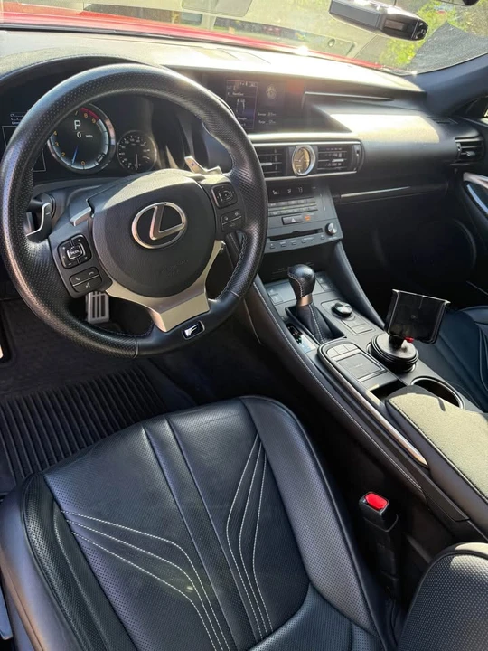 2018 Lexus RC F - Image 5 of 6