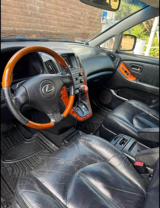 2003 Lexus RX 1st Gen - Image 4 of 5