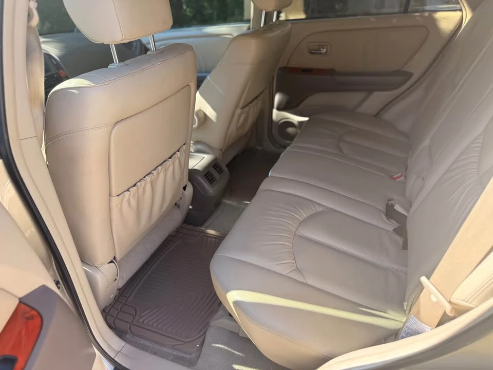 2002 Lexus RX 1st Gen - Image 6 of 6