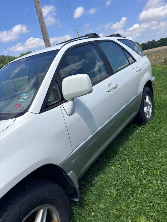 2001 Lexus RX 1st Gen - Image 7 of 8