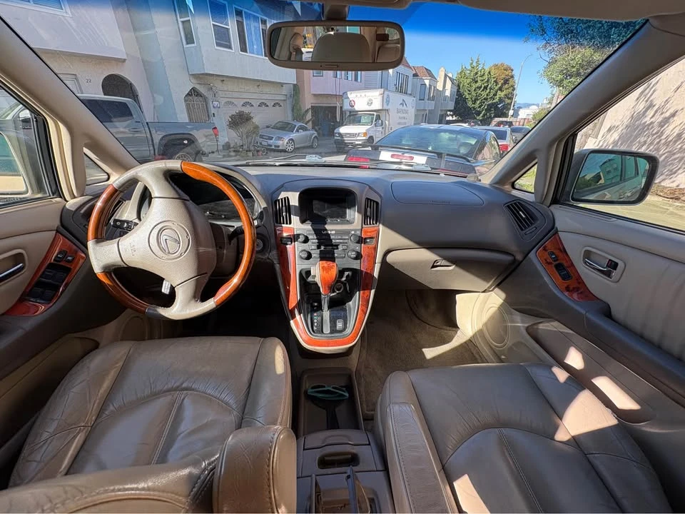 2003 Lexus RX 1st Gen - Image 4 of 9