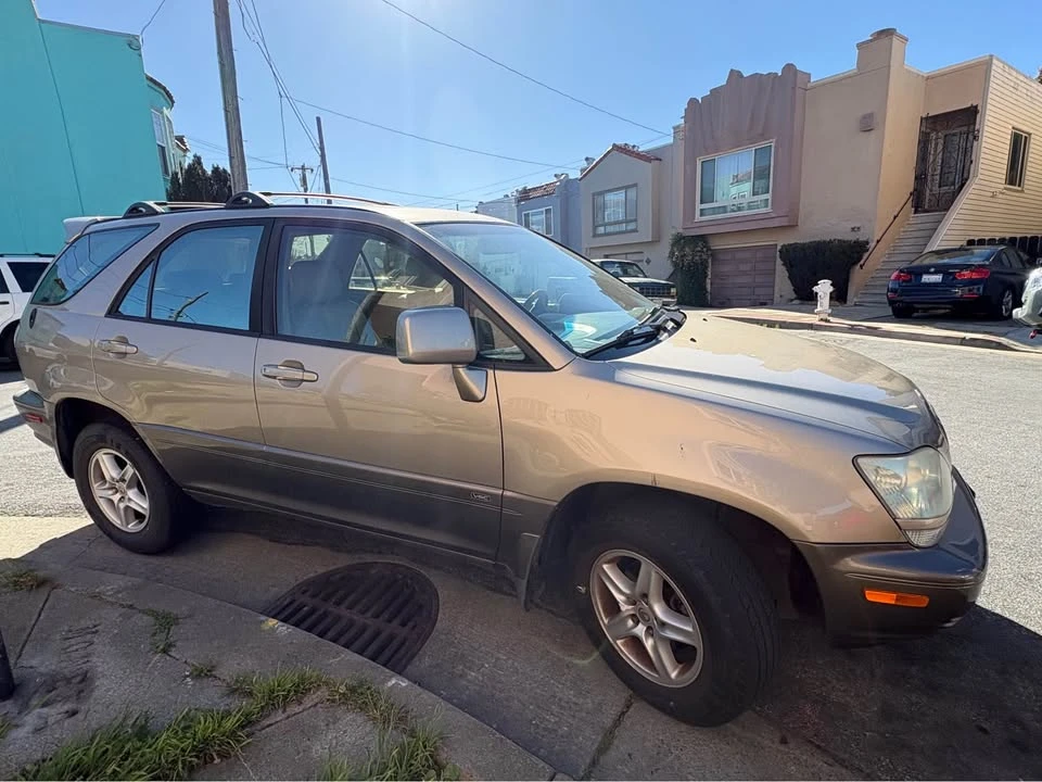 2003 Lexus RX 1st Gen - Image 7 of 9