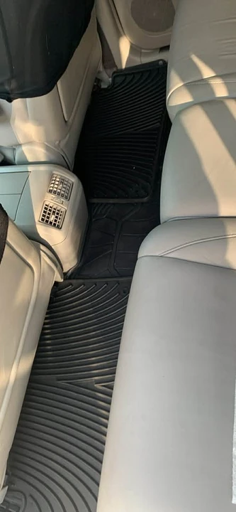 2006 Lexus RX 2nd Gen - Image 2 of 10